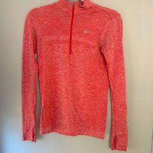 NIKE - Women’s XS 3/4 Zip Pullover Sweatshirt